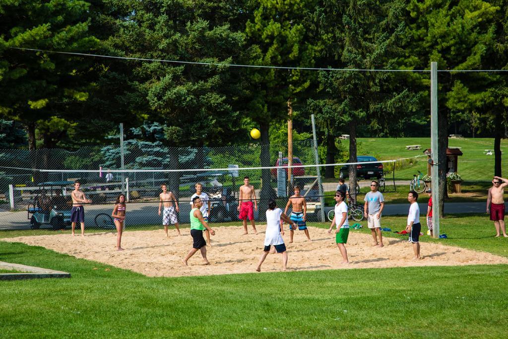 Plymouth Rock Camping Resort Deluxe Cottage Elkhart Lake Esterno foto